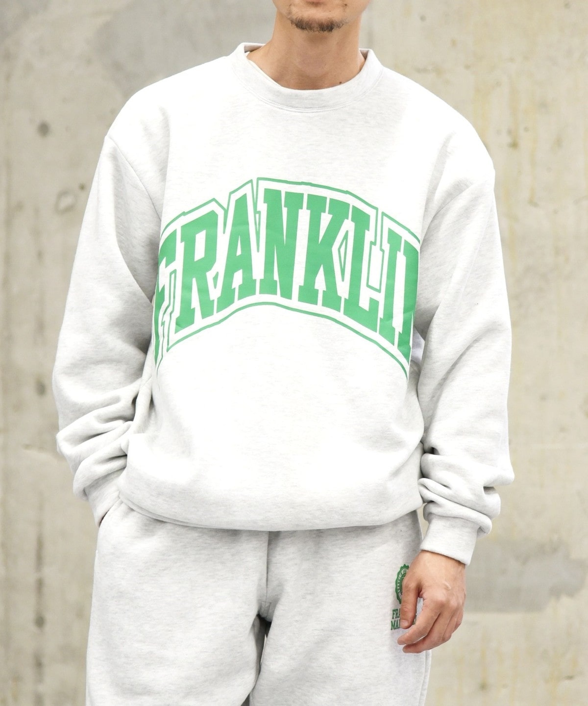 WEB限定/SHIPS別注】FRANKLIN&MARSHALL: ビッグ アーチ ロゴ プリント