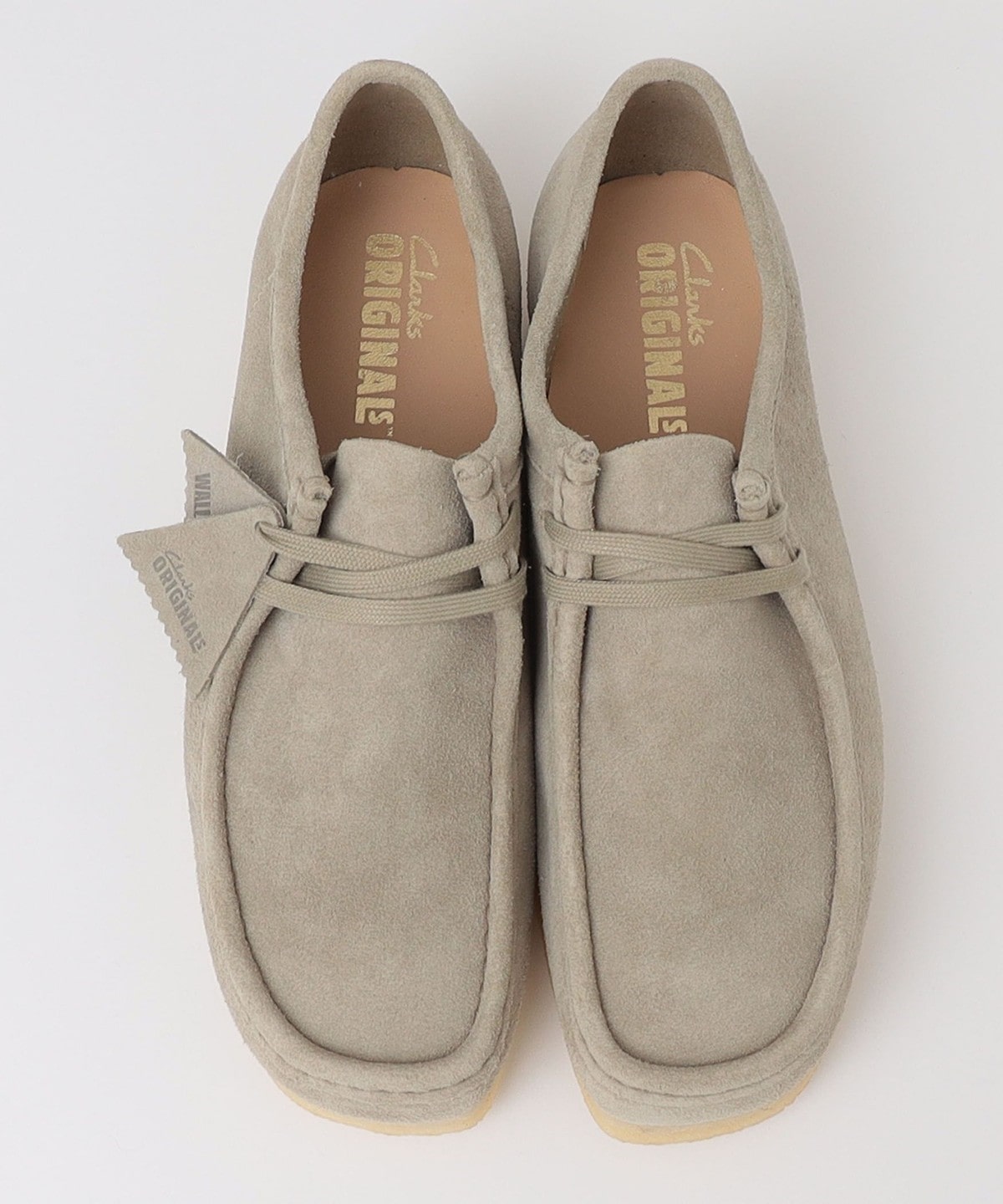 Clarks wallabee clearance off white