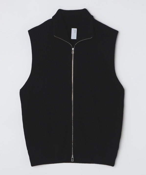 benine9: EXTRA FINE MERINO WOOL DRIVERS KNIT VEST