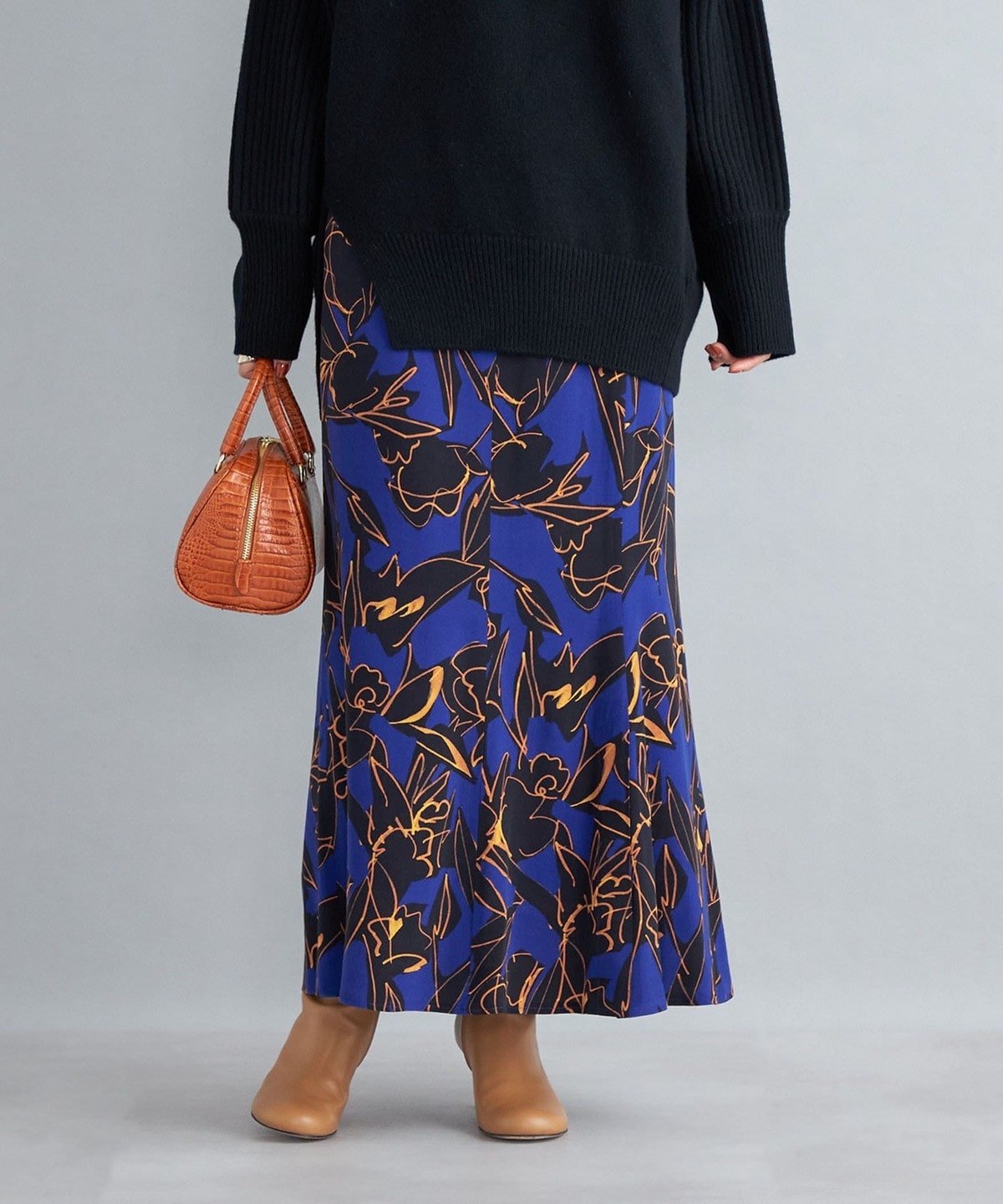 手洗い可能〉IPEKA フラワープリント マーメイド スカート: スカート