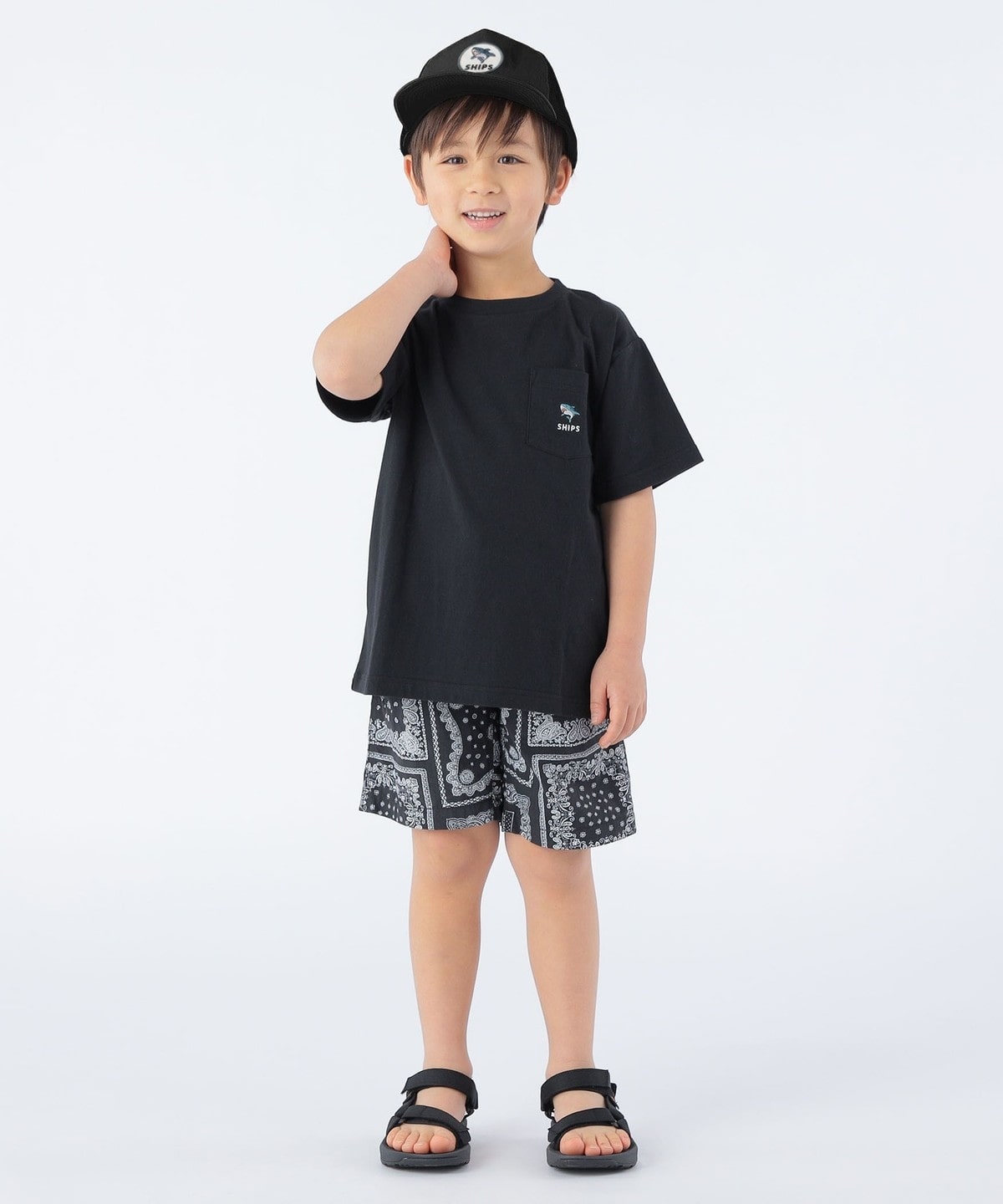 SHIPS KIDS:100～130cm / ワンポイント 刺繍 ポケット TEE: Tシャツ 