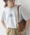 《予約》【SHIPS any別注】Collegiate Pacific:〈洗濯機可能〉V ガゼット プリント & 刺繍 Tシャツ 25SS