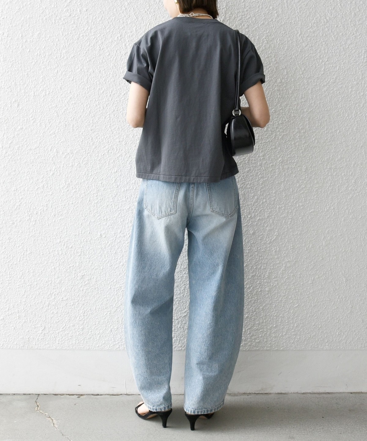 《予約》【SHIPS any別注】Collegiate Pacific:〈洗濯機可能〉V ガゼット プリント & 刺繍 Tシャツ 25SS